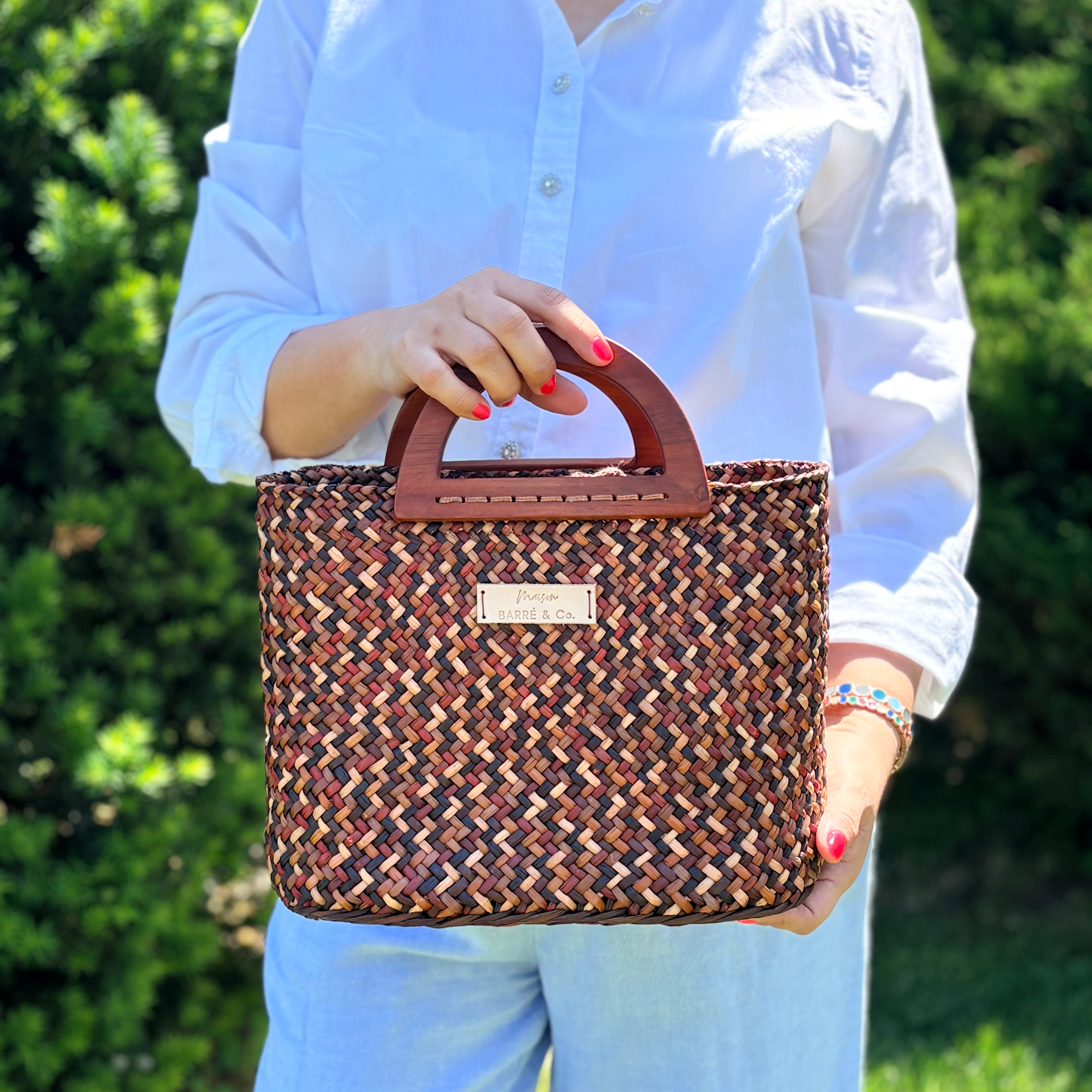 The Solana hat-style woven Handbag - Patterned Dark Brown and Natural